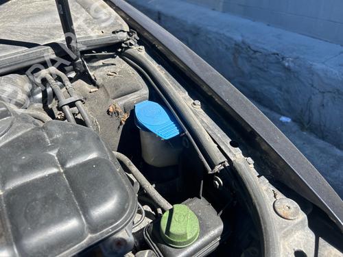 Réservoir lave-glace VW PASSAT B5.5 Variant (3B6) 4.0 W8 4motion (275 hp) 31916532