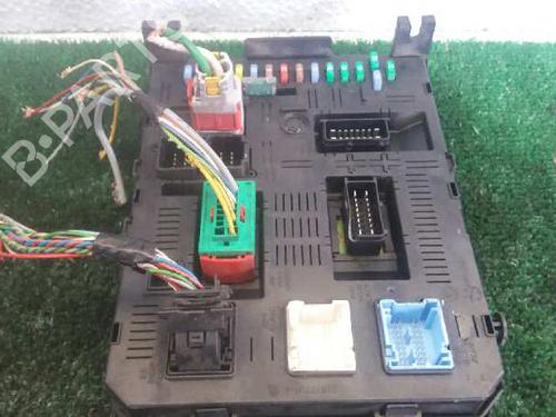 Used Fuse box PEUGEOT 307 Break (3E) 2.0 (136 hp) 578226
