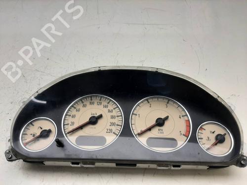 Used Instrument cluster CHRYSLER VOYAGER IV (RG, RS) 2.8 CRD (150 hp) 9196937