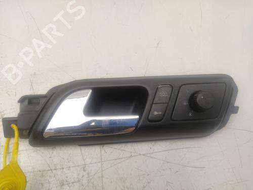 Used Front left interior door handle VW POLO (9N_, 9A_) 1.4 TDI (75 hp) 19302534