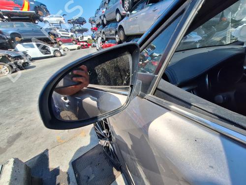 Used Left mirror Left mirror 37995319 37995319