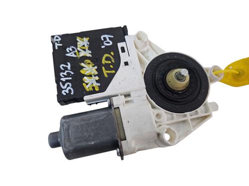 Used Right rear window motor Right rear window motor 37872859 37872859