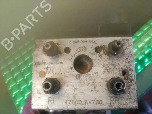 Used ABS pump NISSAN PRIMERA (P12) [2002-2025]  1803264