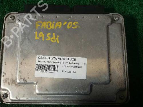 Engine control unit (ECU) SKODA FABIA I (6Y2)  | BP321773M57 