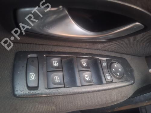 Used Left front window switch RENAULT MEGANE III Hatchback (BZ0/1_, B3_) 1.6 16V (BZ1B, BZ1H) (110 hp) 31073853