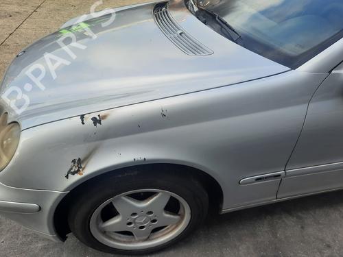 Used Left front fenders MERCEDES-BENZ C-CLASS (W203) [2000-2007]  12678793