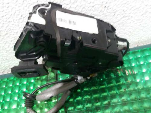 Rear right lock VW POLO V (6R1, 6C1) 1.6 6R4839016A |