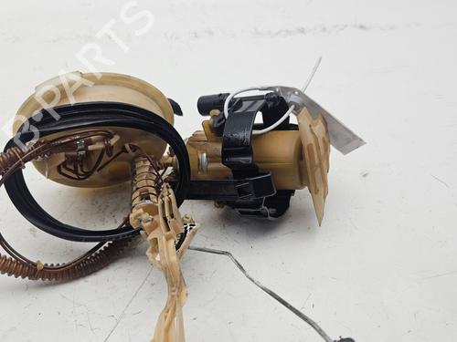 Fuel pump BMW 5 (E39) 523 i | BP29608722M76