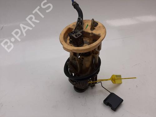 Used Fuel pump BMW 3 (E46) 320 d (150 hp) 8297610