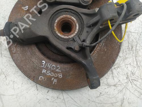 Used Right front steering knuckle PEUGEOT 5008 II (MC_, MJ_, MR_, M4_) [2016-2025]  22243710