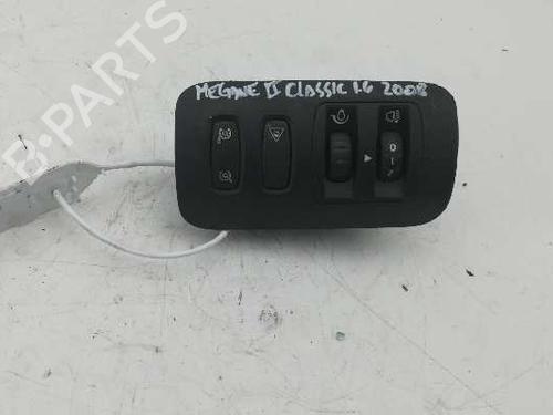 Comando luci RENAULT MEGANE II Estate (KM0/1_) 1.6 16V (112 hp) 88020005 | 88020005 |