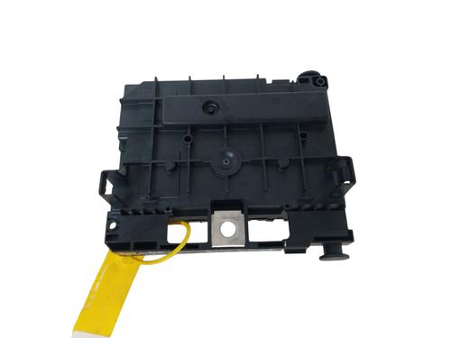 Used Fuse box Fuse box 36642120 36642120
