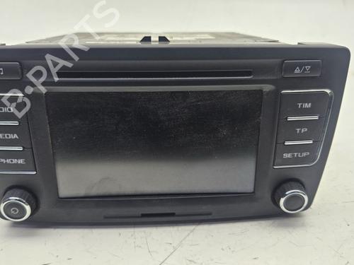 Used Radio SKODA YETI (5L) 1.2 TSI (105 hp) 25132247