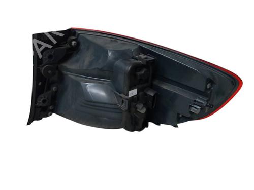 left-taillight-bmw-3-gran-turismo-f34-2012-38719749 main image