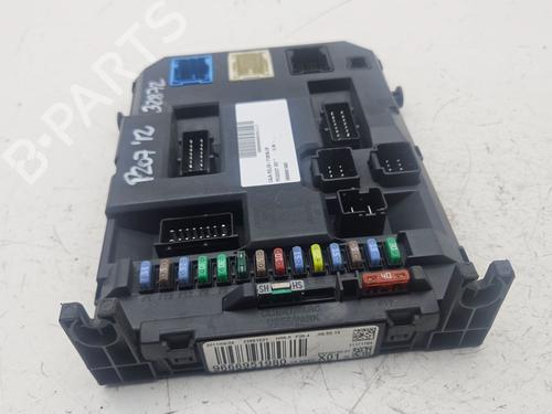 fuse-box-peugeot-207-wa_-wc_-2006-2007-2008-2009-2010-2011-2012-2013-2014-2015-32016512 main image