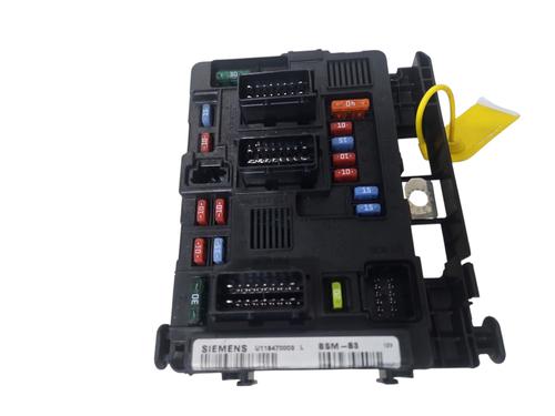 Used Fuse box Fuse box CITROËN XSARA PICASSO (N68) 1.6 HDi (90 hp) 33982900 33982900