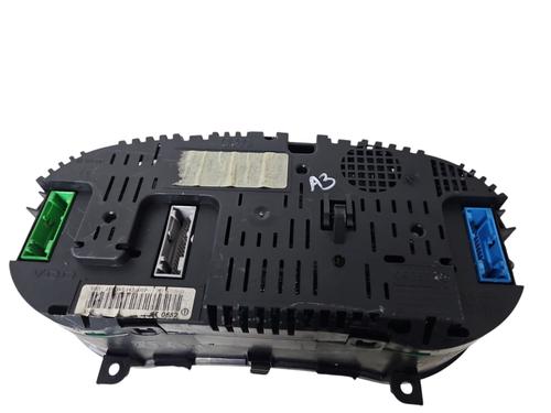 Used Instrument cluster Instrument cluster AUDI A3 (8L1) 1.9 TDI (100 hp) 33852408 33852408