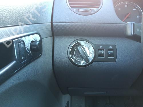 Forlygtekontakt VW CADDY III Box Body/MPV (2KA, 2KH, 2CA, 2CH) [2004-2016]  29275715