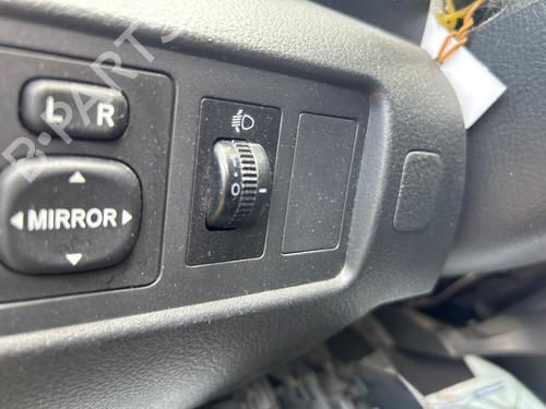 Used Headlight switch TOYOTA COROLLA Verso (ZER_, ZZE12_, R1_) 2.2 D-4D (AUR10_, AUR10R) (136 hp) 28292960