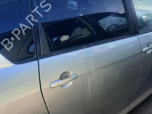 Used Right rear door TOYOTA COROLLA Verso (ZER_, ZZE12_, R1_) 2.2 D-4D (AUR10_, AUR10R) (136 hp) 25437991