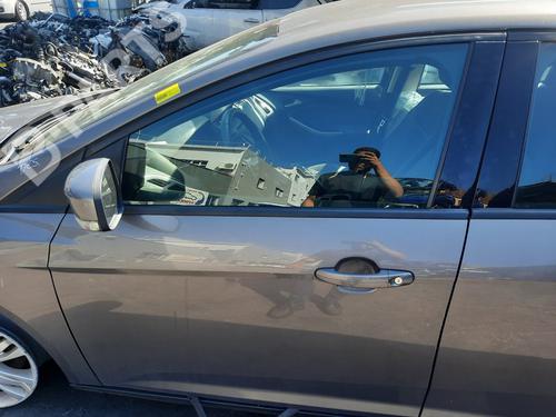 Used Left front door Left front door FORD FOCUS III 1.6 Ti (105 hp) 10555726 10555726