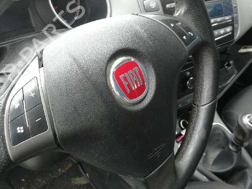 Used Driver airbag FIAT BRAVO II (198_) 1.6 D Multijet (198AXH1B) (105 hp) 3651511