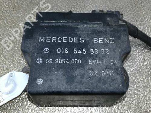 Modulo electronico MERCEDES-BENZ E-CLASS (W210) E 220 D (210.004) (95 hp) 0165458832 | 0165458832 |