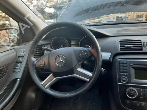 Left front fenders MERCEDES-BENZ R-CLASS (W251, V251) R 300 CDI 4-matic (251.020) 2518800106 |