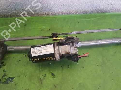 Used Front wiper motor FIAT STILO (192_) 1.8 16V (192AXC1A, 192BXC1A) (133 hp) 1333488