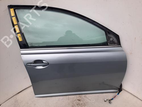 Used Right front door TOYOTA AVENSIS (_T25_) [2003-2008]  10902412