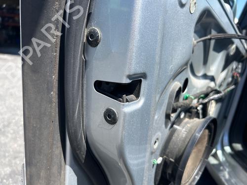 Venstre foran lås VW GOLF V (1K1) [2003-2010]  28042843