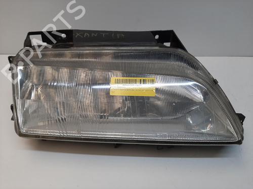 Højre forlygte CITROËN XANTIA (X2) 1.8 i 16V (110 hp) 10095398