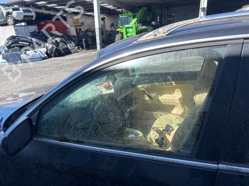 Lève-vitre avant gauche VW PASSAT B5.5 Variant (3B6) 4.0 W8 4motion (275 hp) 31916539