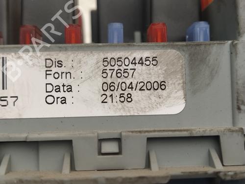 Fuse box ALFA ROMEO 159 (939_) 1.9 JTDM 16V (939AXC1B, 939AXC12) | BP18710366E1 