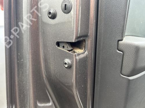Used Front left lock SEAT LEON (5F1) [2012-2021]  27604119