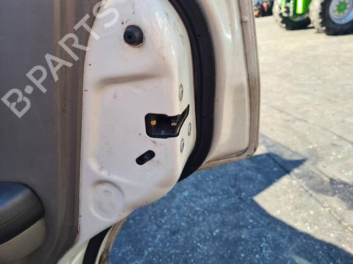 Used Rear right lock NISSAN X-TRAIL I (T30) [2001-2013]  7967727