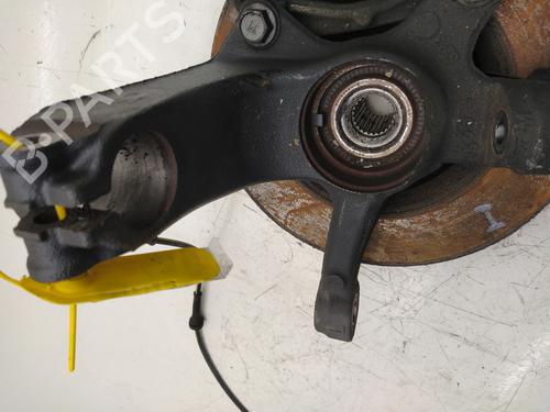 Used Left front steering knuckle PEUGEOT 108 1.2 (82 hp) 22381093