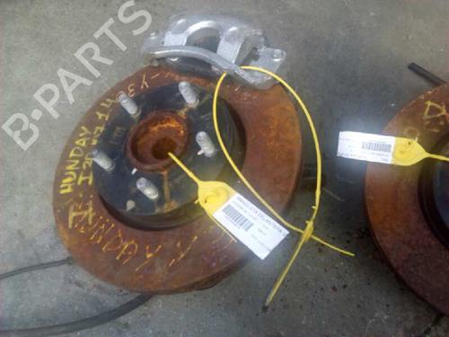 Used Left front steering knuckle HYUNDAI i30 (FD) [2007-2012]  2682919