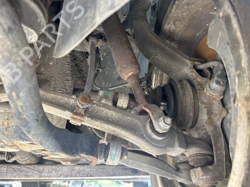 Venstre fortil bærearm VW PASSAT B5.5 Variant (3B6) 4.0 W8 4motion (275 hp) 31916503