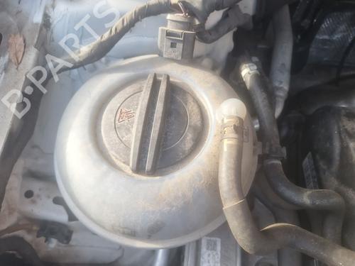 expansion-tank-vw-golf-vii-variant-ba5-bv5-2013-2014-2015-2016-2017-2018-2019-2020-2021-2022-33035880 main image