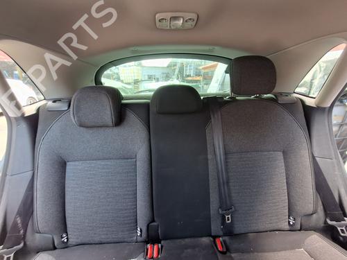 rear-seat-citroen-c4-ii-nc_-2009-38169894 main image
