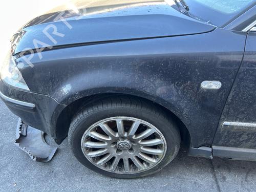 Forkjerm venstre VW PASSAT B5.5 Variant (3B6) 4.0 W8 4motion (275 hp) 31916530