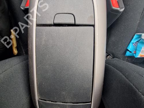 Accoudoir central TOYOTA AURIS (_E15_) [2006-2013]  31991852