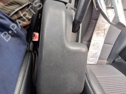 Used Armrest / Center console Armrest / Center console 38870627 38870627