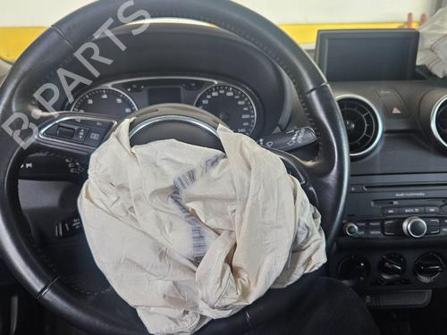 Used Steering wheel AUDI A1 Sportback (8XA, 8XF) 1.2 TFSI (86 hp) 29311308