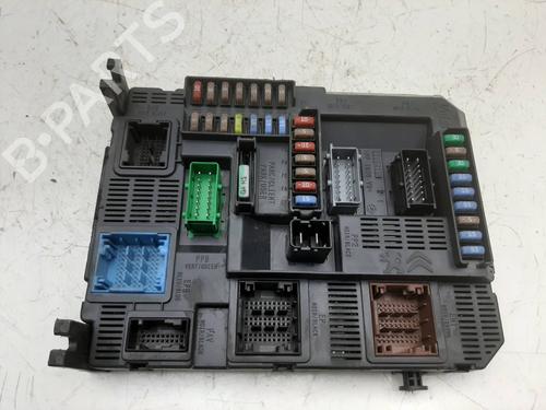 Fuse box PEUGEOT 208 I (CA_, CC_) 1.4 VTi | BP8949645E1 