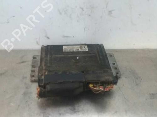 Used Engine control unit (ECU) NISSAN MICRA III (K12) 1.2 16V (65 hp) 211754