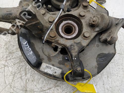 Fusee links voor TOYOTA AURIS (_E15_) 1.4 D-4D (NDE150_, NDE150R) (90 hp) 21756356
