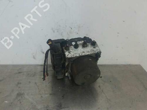 Used ABS pump NISSAN MICRA III (K12) 1.2 16V (65 hp) 1803261