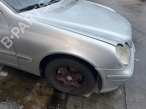 right-front-fenders-mercedes-benz-c-class-w203-2000-2001-2002-2003-2004-2005-2006-2007-32234546 main image